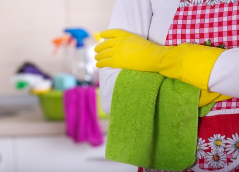 Deep cleaning service for kitchen and bathroom in Balham